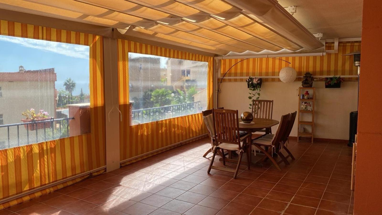 Benalmadena Costa Malaga Apartamento Muy Acogedor Con Vistas Al Mar Terraza Gigante Para Verano E Invierno Parking Exterior photo